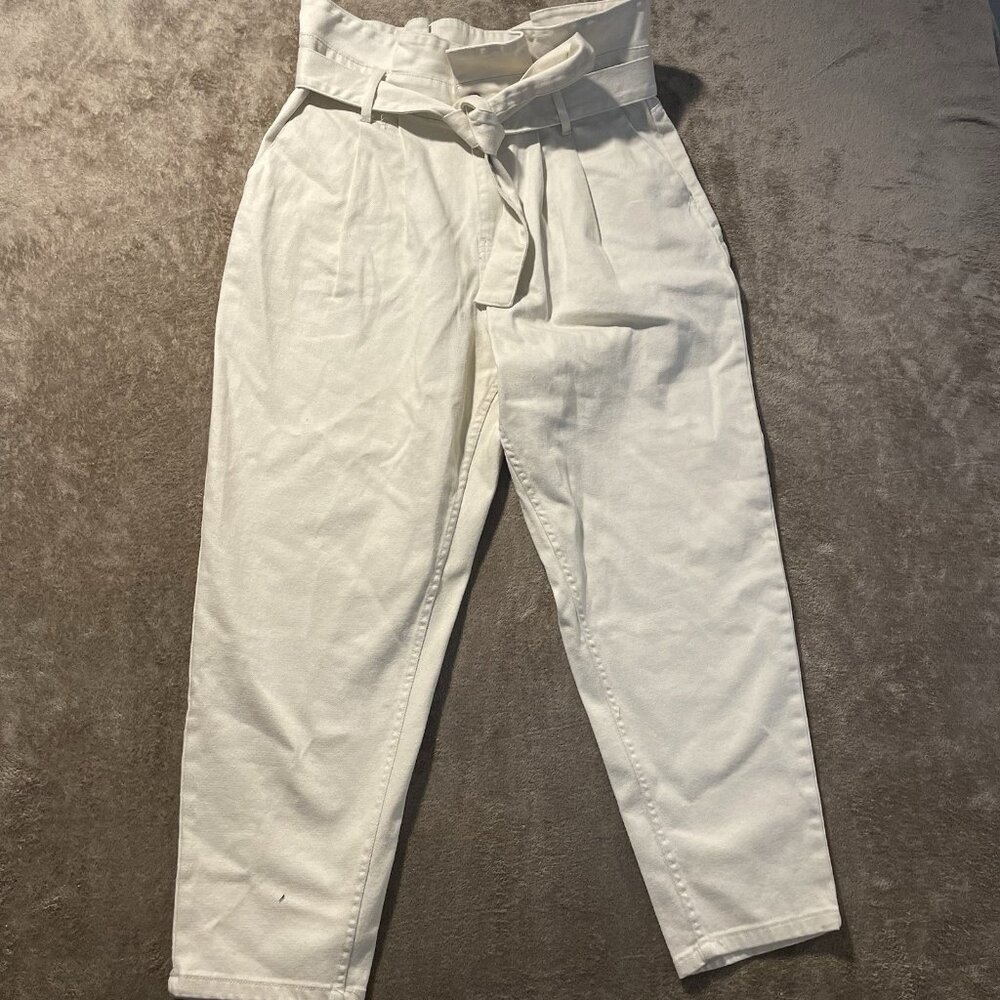 NWT WHO WHAT WEAR Jeans Womens 12 Paperbag Ivory High Rise Belted Ankle Pants